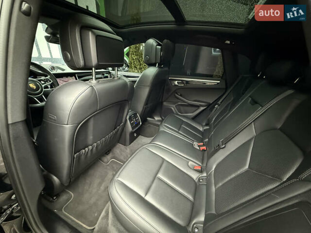 Черный Порше Масан, объемом двигателя 1.98 л и пробегом 70 тыс. км за 47990 $, фото 41 на Automoto.ua