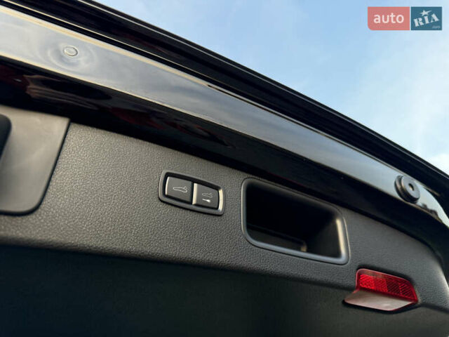 Черный Порше Масан, объемом двигателя 2 л и пробегом 12 тыс. км за 65999 $, фото 61 на Automoto.ua