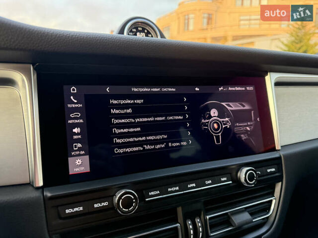 Черный Порше Масан, объемом двигателя 2 л и пробегом 12 тыс. км за 65999 $, фото 76 на Automoto.ua