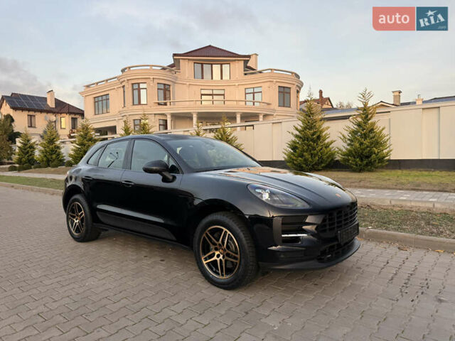 Черный Порше Масан, объемом двигателя 2 л и пробегом 12 тыс. км за 65999 $, фото 10 на Automoto.ua