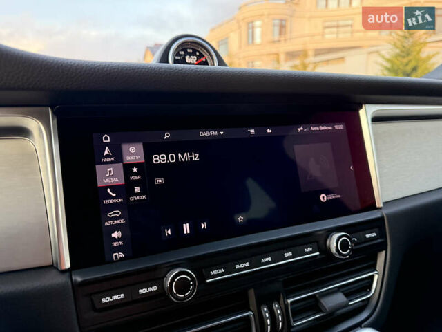 Черный Порше Масан, объемом двигателя 2 л и пробегом 12 тыс. км за 65999 $, фото 67 на Automoto.ua