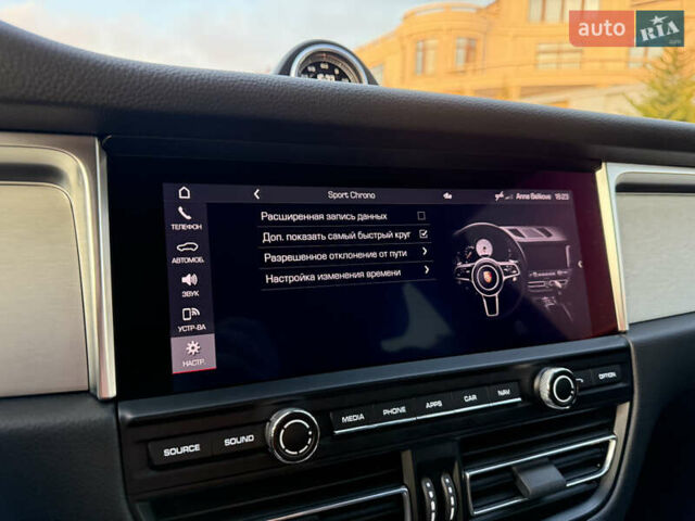 Черный Порше Масан, объемом двигателя 2 л и пробегом 12 тыс. км за 65999 $, фото 78 на Automoto.ua