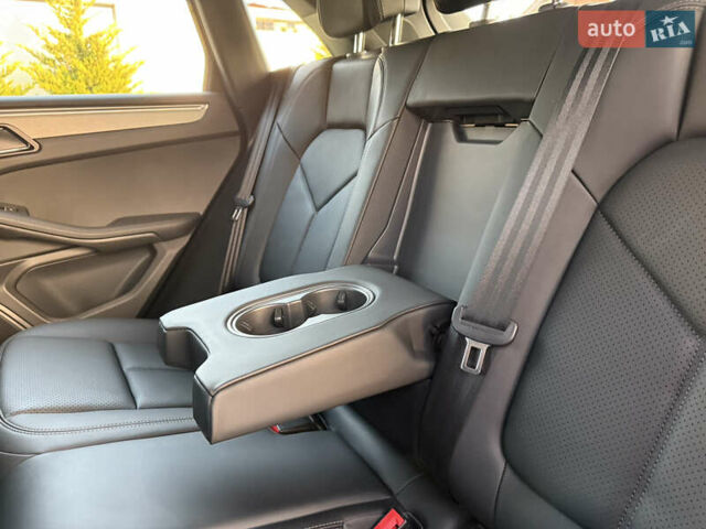 Черный Порше Масан, объемом двигателя 2 л и пробегом 12 тыс. км за 65999 $, фото 53 на Automoto.ua