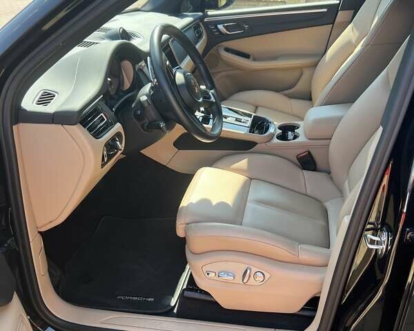 Черный Порше Масан, объемом двигателя 1.98 л и пробегом 36 тыс. км за 59800 $, фото 4 на Automoto.ua