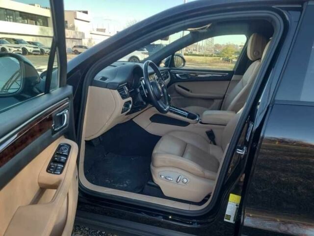 Чорний Порше Масан, об'ємом двигуна 0 л та пробігом 24 тис. км за 24900 $, фото 12 на Automoto.ua