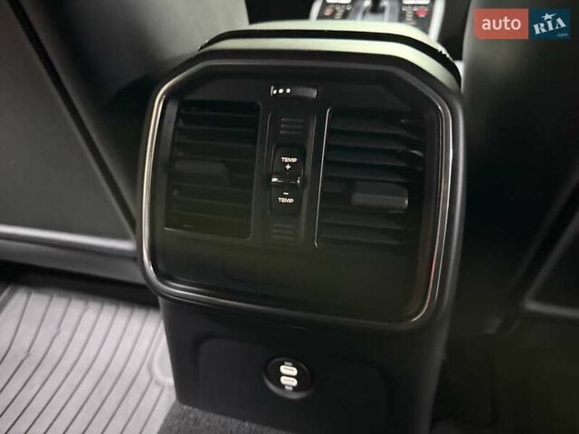 Черный Порше Масан, объемом двигателя 1.98 л и пробегом 23 тыс. км за 67500 $, фото 60 на Automoto.ua