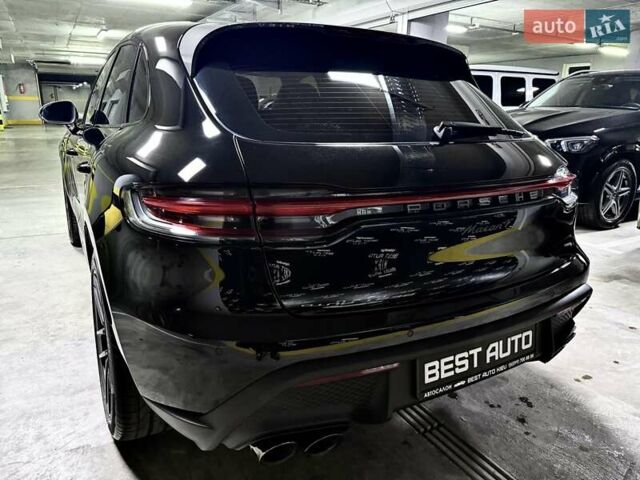 Черный Порше Масан, объемом двигателя 1.98 л и пробегом 23 тыс. км за 67500 $, фото 13 на Automoto.ua
