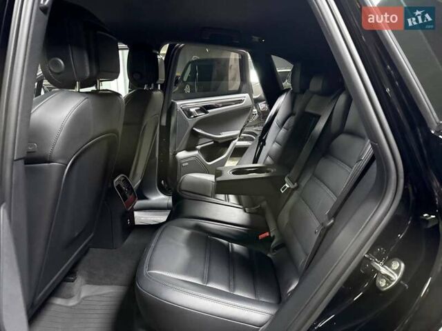 Черный Порше Масан, объемом двигателя 1.98 л и пробегом 23 тыс. км за 67500 $, фото 57 на Automoto.ua