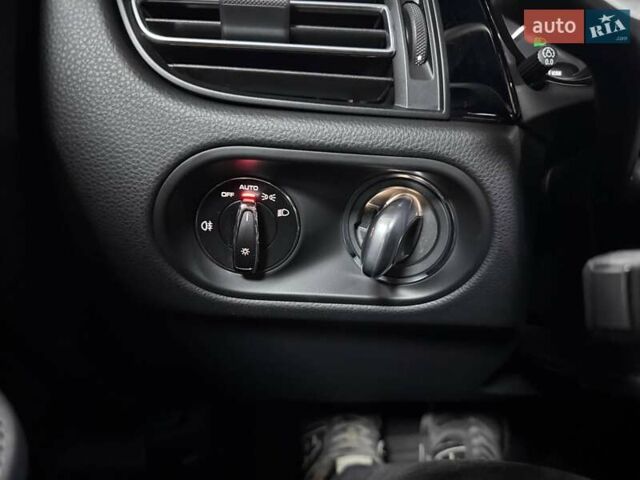 Черный Порше Масан, объемом двигателя 1.98 л и пробегом 23 тыс. км за 67500 $, фото 38 на Automoto.ua