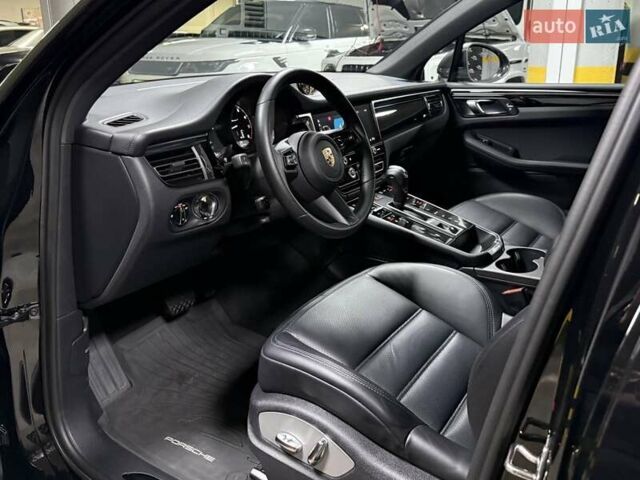Черный Порше Масан, объемом двигателя 1.98 л и пробегом 23 тыс. км за 67500 $, фото 42 на Automoto.ua