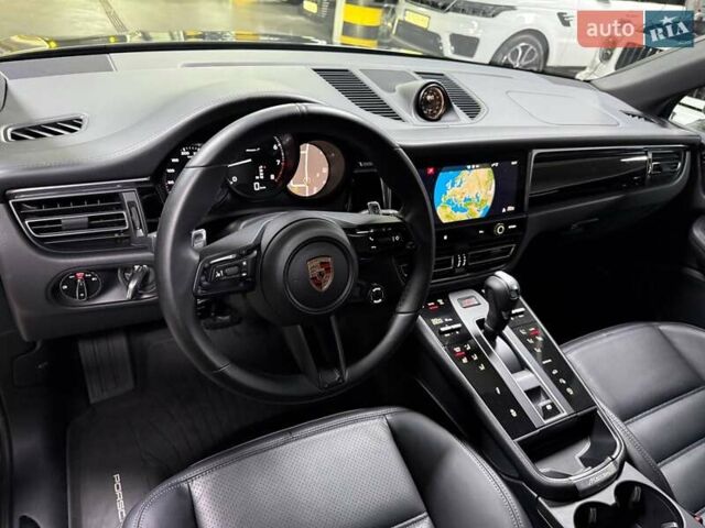 Черный Порше Масан, объемом двигателя 1.98 л и пробегом 23 тыс. км за 67500 $, фото 40 на Automoto.ua
