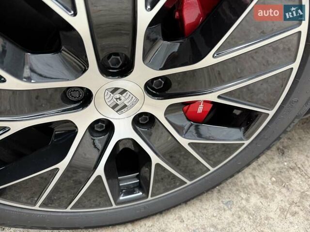 Порше Масан 2024 у Києві на Automoto.ua Чорний Порше Масан, об'ємом двигуна 0 л та пробігом 1 тис. км за 115555 $, фото 76 на Automoto.ua