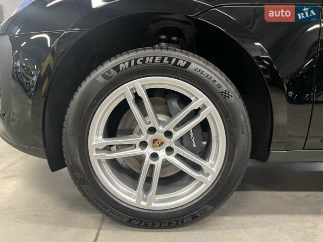Черный Порше Масан, объемом двигателя 1.98 л и пробегом 3 тыс. км за 79539 $, фото 19 на Automoto.ua