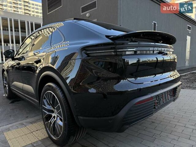 Черный Порше Масан, объемом двигателя 0 л и пробегом 2 тыс. км за 114000 $, фото 38 на Automoto.ua