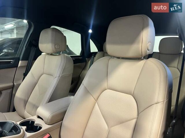 Черный Порше Масан, объемом двигателя 1.98 л и пробегом 3 тыс. км за 79539 $, фото 29 на Automoto.ua