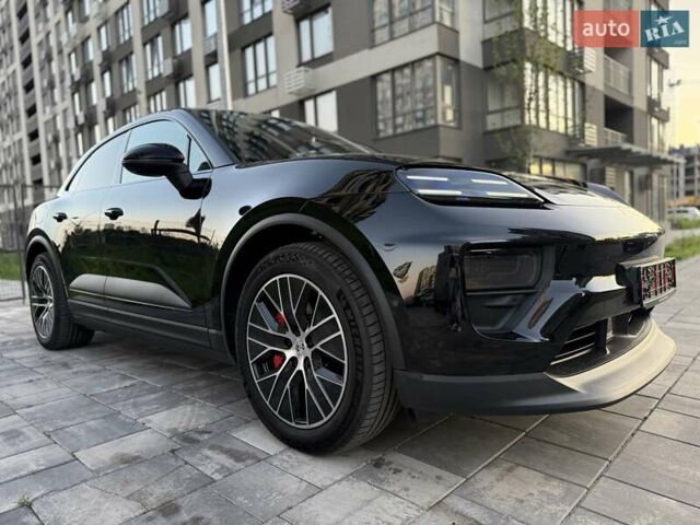 Черный Порше Масан, объемом двигателя 0 л и пробегом 2 тыс. км за 111000 $, фото 45 на Automoto.ua