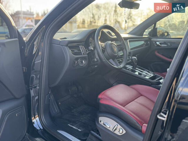 Чорний Порше Масан, об'ємом двигуна 2.89 л та пробігом 12 тис. км за 100000 $, фото 1 на Automoto.ua