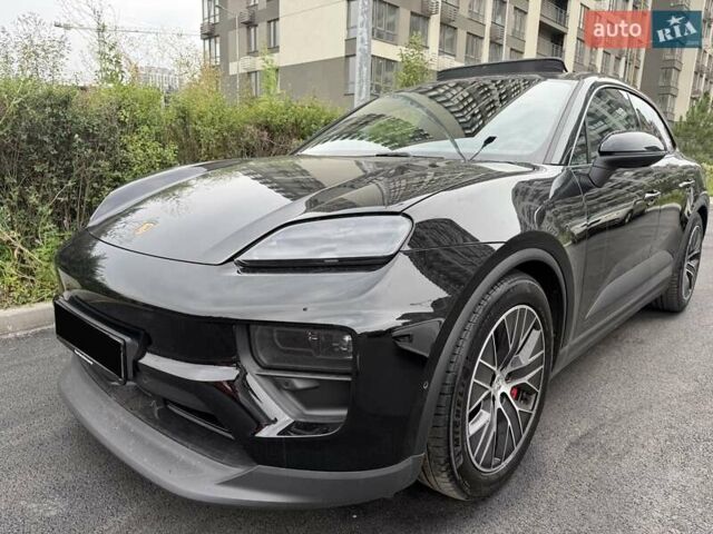 Черный Порше Масан, объемом двигателя 0 л и пробегом 2 тыс. км за 111000 $, фото 83 на Automoto.ua
