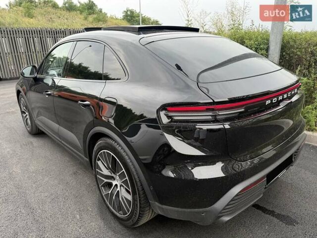 Черный Порше Масан, объемом двигателя 0 л и пробегом 2 тыс. км за 111000 $, фото 73 на Automoto.ua