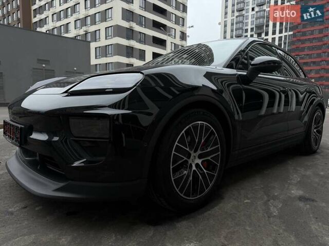 Порше Масан 2024 у Києві на Automoto.ua Чорний Порше Масан, об'ємом двигуна 0 л та пробігом 1 тис. км за 115555 $, фото 2 на Automoto.ua