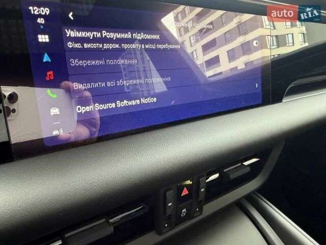 Порше Масан 2024 у Києві на Automoto.ua Чорний Порше Масан, об'ємом двигуна 0 л та пробігом 1 тис. км за 115555 $, фото 44 на Automoto.ua