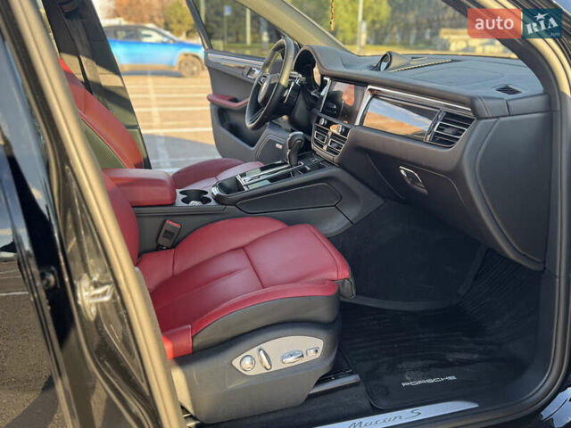 Чорний Порше Масан, об'ємом двигуна 2.89 л та пробігом 12 тис. км за 100000 $, фото 5 на Automoto.ua