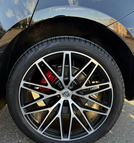 Чорний Порше Масан, об'ємом двигуна 2.89 л та пробігом 12 тис. км за 100000 $, фото 21 на Automoto.ua