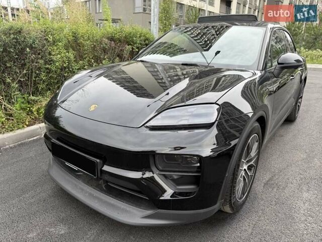 Черный Порше Масан, объемом двигателя 0 л и пробегом 2 тыс. км за 111000 $, фото 84 на Automoto.ua