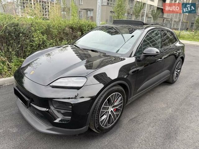 Черный Порше Масан, объемом двигателя 0 л и пробегом 2 тыс. км за 111000 $, фото 102 на Automoto.ua