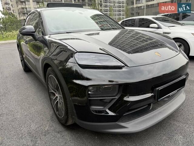 Черный Порше Масан, объемом двигателя 0 л и пробегом 2 тыс. км за 111000 $, фото 79 на Automoto.ua