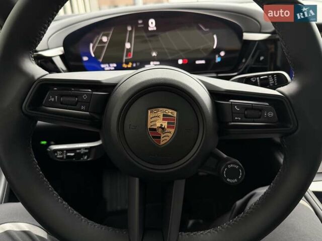 Порше Масан 2024 у Києві на Automoto.ua Чорний Порше Масан, об'ємом двигуна 0 л та пробігом 1 тис. км за 115555 $, фото 61 на Automoto.ua