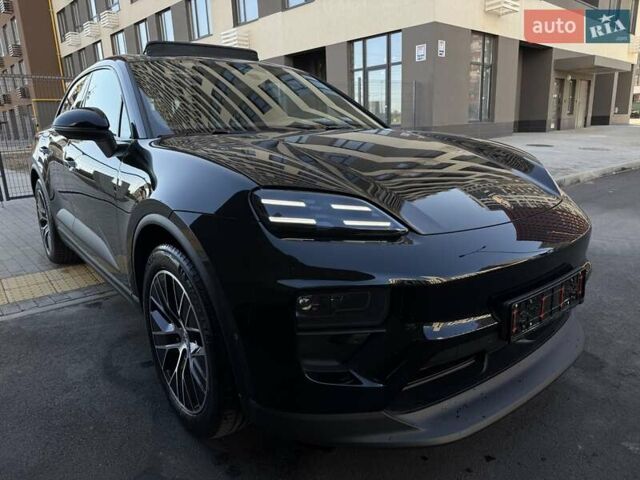 Черный Порше Масан, объемом двигателя 0 л и пробегом 2 тыс. км за 114000 $, фото 49 на Automoto.ua