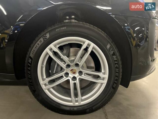 Черный Порше Масан, объемом двигателя 1.98 л и пробегом 3 тыс. км за 79539 $, фото 20 на Automoto.ua