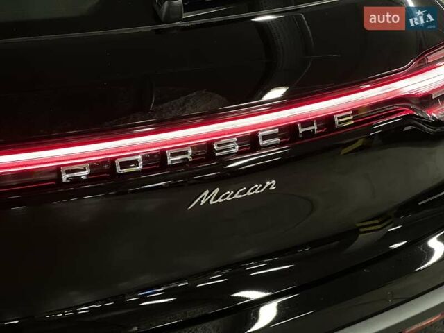 Черный Порше Масан, объемом двигателя 1.98 л и пробегом 3 тыс. км за 79539 $, фото 14 на Automoto.ua