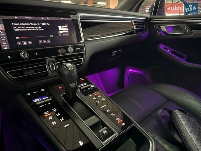 Фиолетовый Порше Масан, объемом двигателя 1.98 л и пробегом 31 тыс. км за 70500 $, фото 18 на Automoto.ua