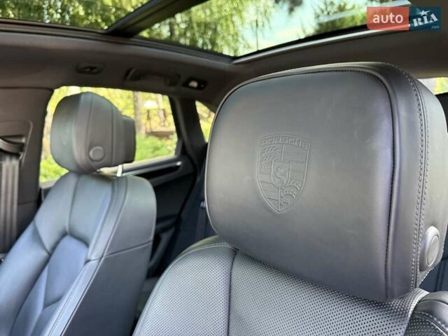 Фиолетовый Порше Масан, объемом двигателя 1.98 л и пробегом 31 тыс. км за 70500 $, фото 23 на Automoto.ua