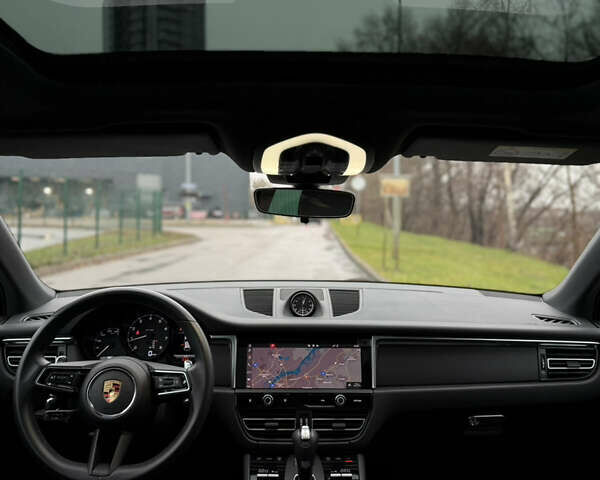 Фіолетовий Порше Масан, об'ємом двигуна 1.98 л та пробігом 9 тис. км за 63900 $, фото 10 на Automoto.ua