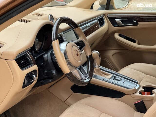 Коричневий Порше Масан, об'ємом двигуна 0 л та пробігом 97 тис. км за 25975 $, фото 8 на Automoto.ua