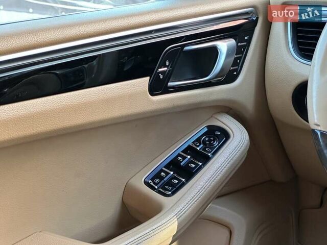 Коричневий Порше Масан, об'ємом двигуна 3 л та пробігом 206 тис. км за 21400 $, фото 21 на Automoto.ua