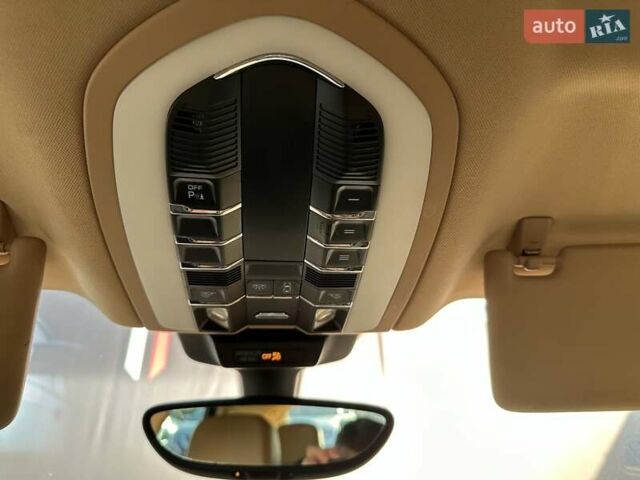 Коричневий Порше Масан, об'ємом двигуна 3 л та пробігом 206 тис. км за 21400 $, фото 27 на Automoto.ua