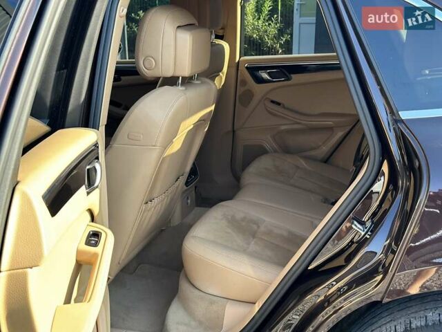 Коричневий Порше Масан, об'ємом двигуна 3 л та пробігом 206 тис. км за 21400 $, фото 52 на Automoto.ua
