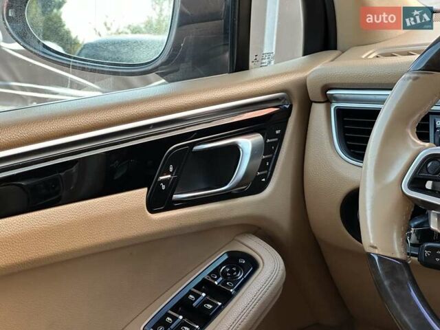 Коричневий Порше Масан, об'ємом двигуна 3 л та пробігом 206 тис. км за 21400 $, фото 22 на Automoto.ua