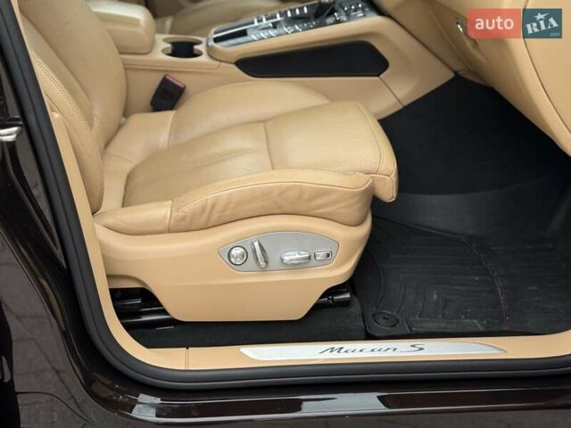 Коричневий Порше Масан, об'ємом двигуна 3 л та пробігом 167 тис. км за 28000 $, фото 83 на Automoto.ua