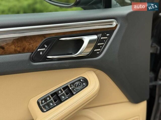 Коричневий Порше Масан, об'ємом двигуна 3 л та пробігом 167 тис. км за 28000 $, фото 56 на Automoto.ua