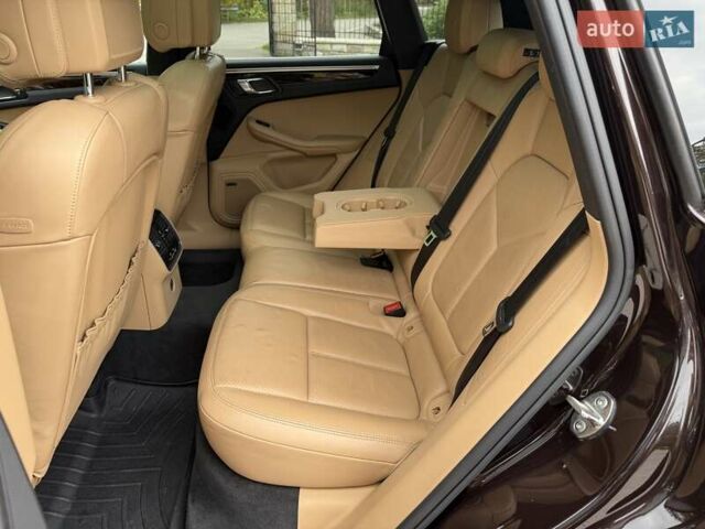 Коричневий Порше Масан, об'ємом двигуна 3 л та пробігом 167 тис. км за 28000 $, фото 69 на Automoto.ua