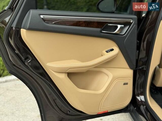 Коричневий Порше Масан, об'ємом двигуна 3 л та пробігом 167 тис. км за 28000 $, фото 63 на Automoto.ua