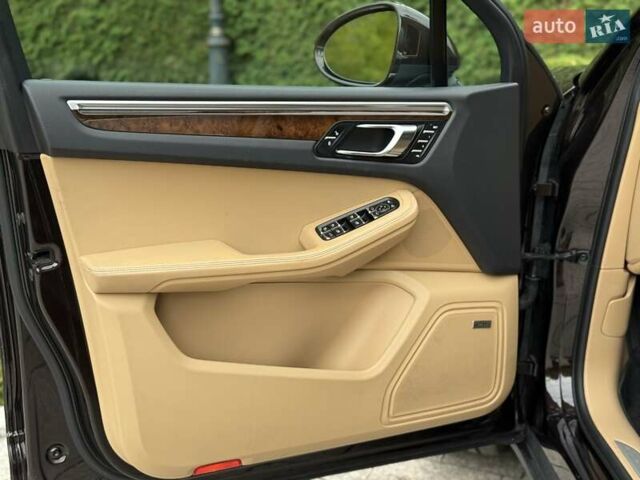 Коричневий Порше Масан, об'ємом двигуна 3 л та пробігом 167 тис. км за 28000 $, фото 55 на Automoto.ua