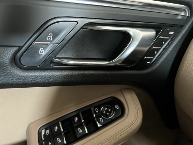 Коричневый Порше Масан, объемом двигателя 2 л и пробегом 92 тыс. км за 42000 $, фото 11 на Automoto.ua