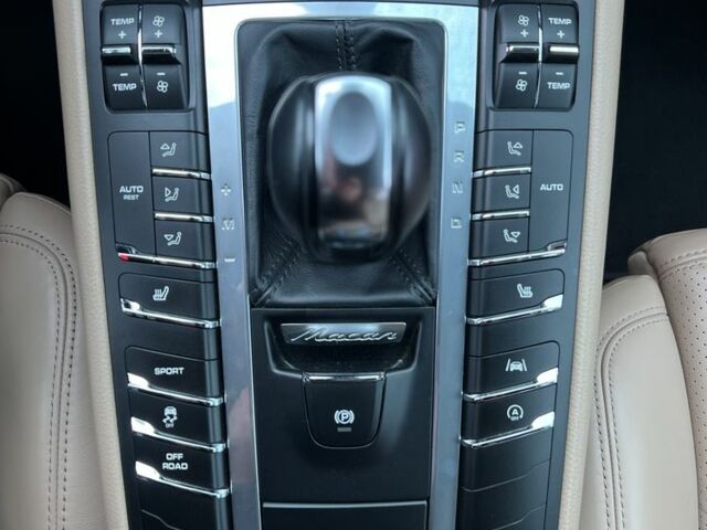 Коричневый Порше Масан, объемом двигателя 2 л и пробегом 92 тыс. км за 42000 $, фото 23 на Automoto.ua