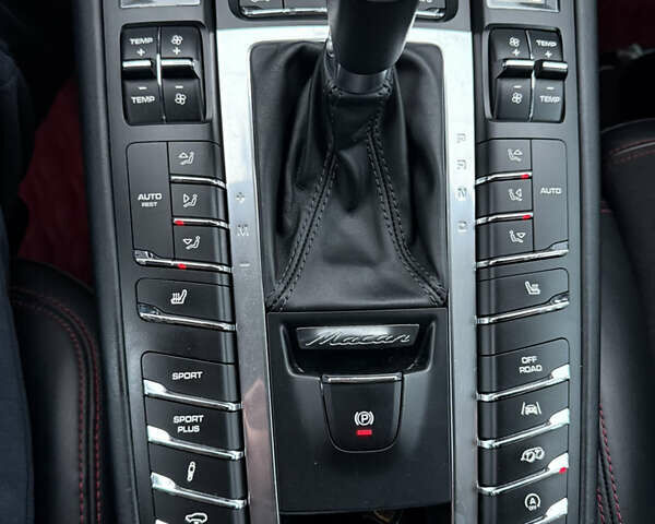 Червоний Порше Масан, об'ємом двигуна 3 л та пробігом 152 тис. км за 42000 $, фото 16 на Automoto.ua